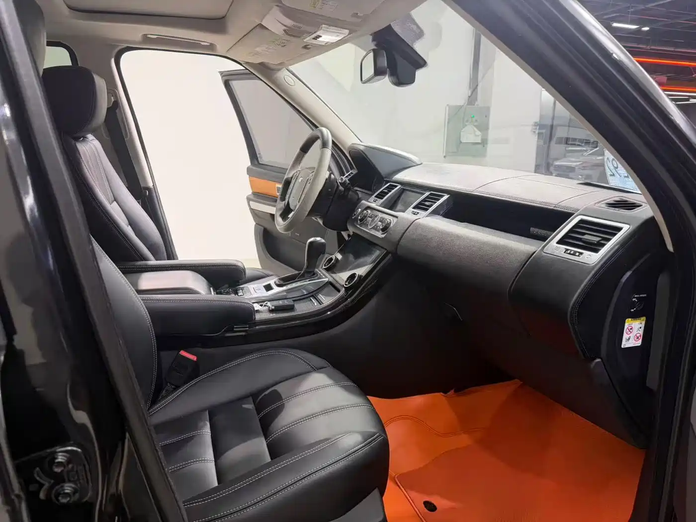 Land Rover Range Rover Sport 2012 5.0 NA V8 HSE фото 9