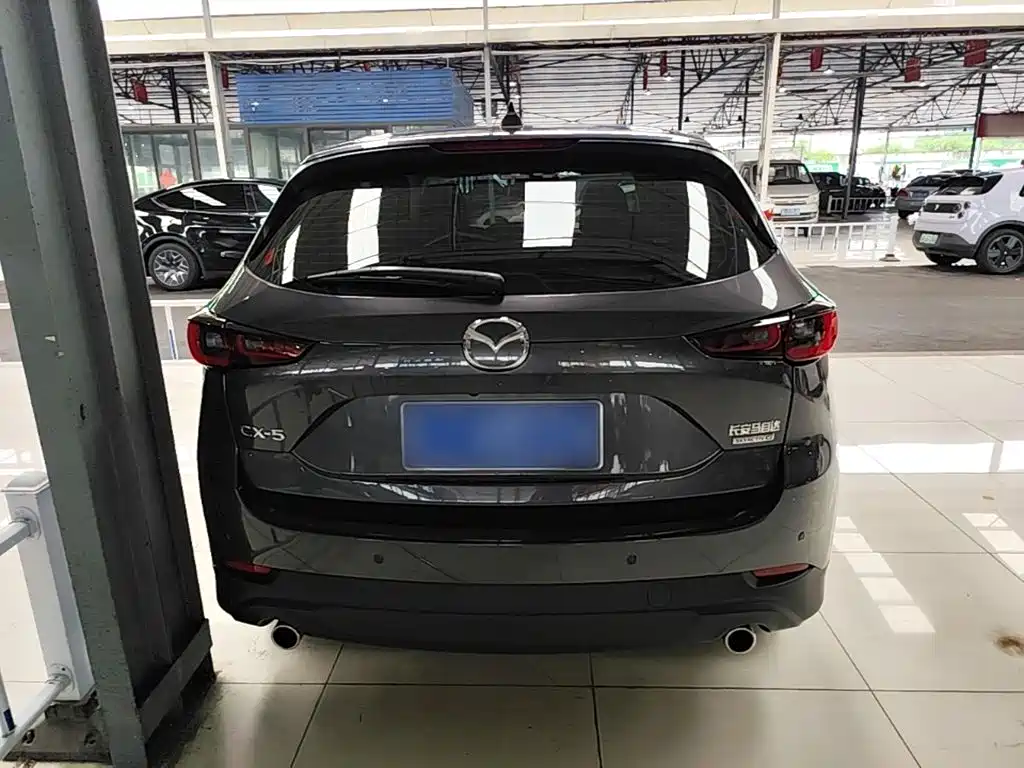 Photo 6 - Mazda CX-5