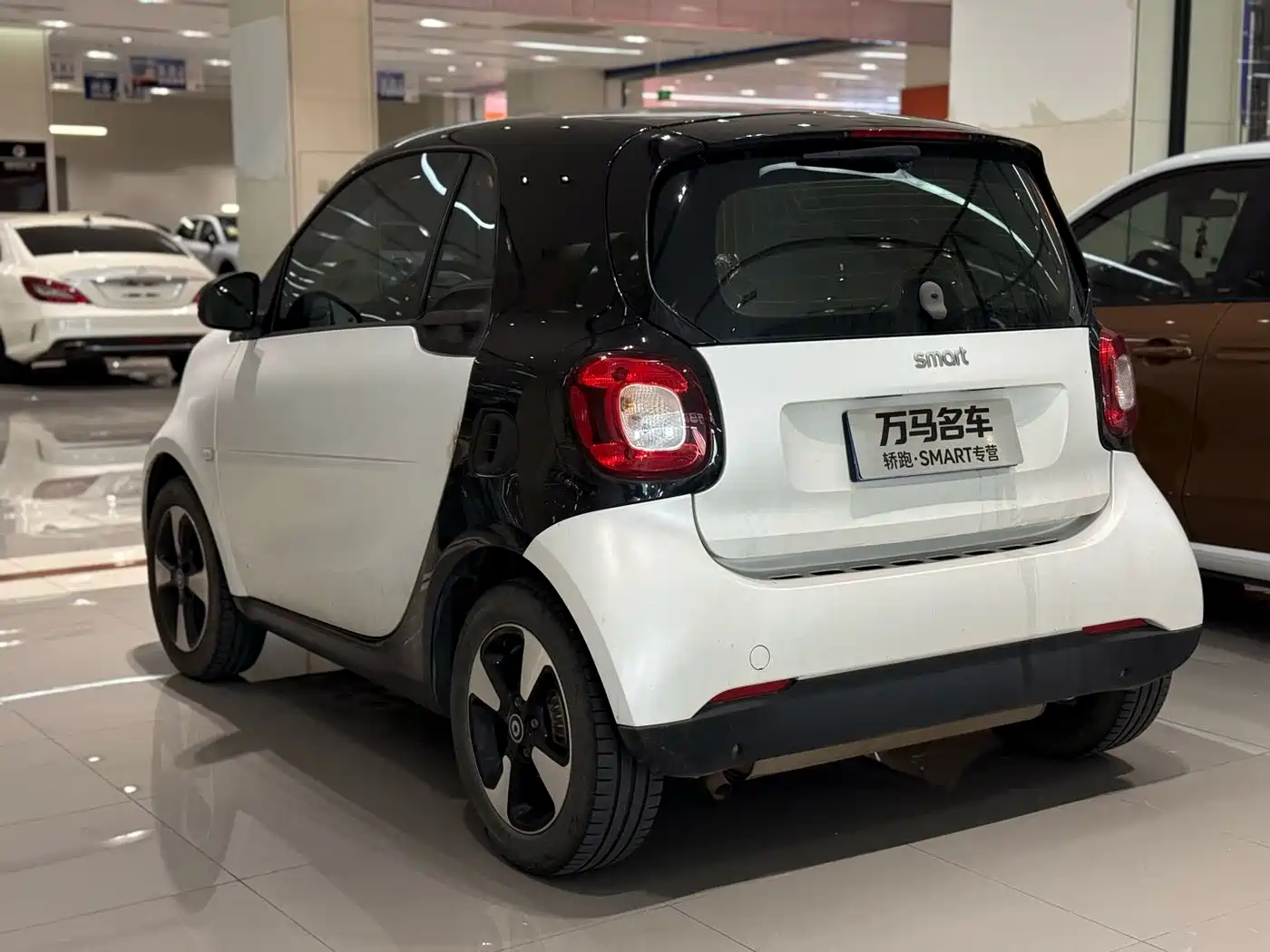 smart fortwo 2018 2018 1.0L 52kW Hardtop Passion Edition China V