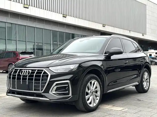 Audi Q5L 40 TFSI, Люкс Драйв