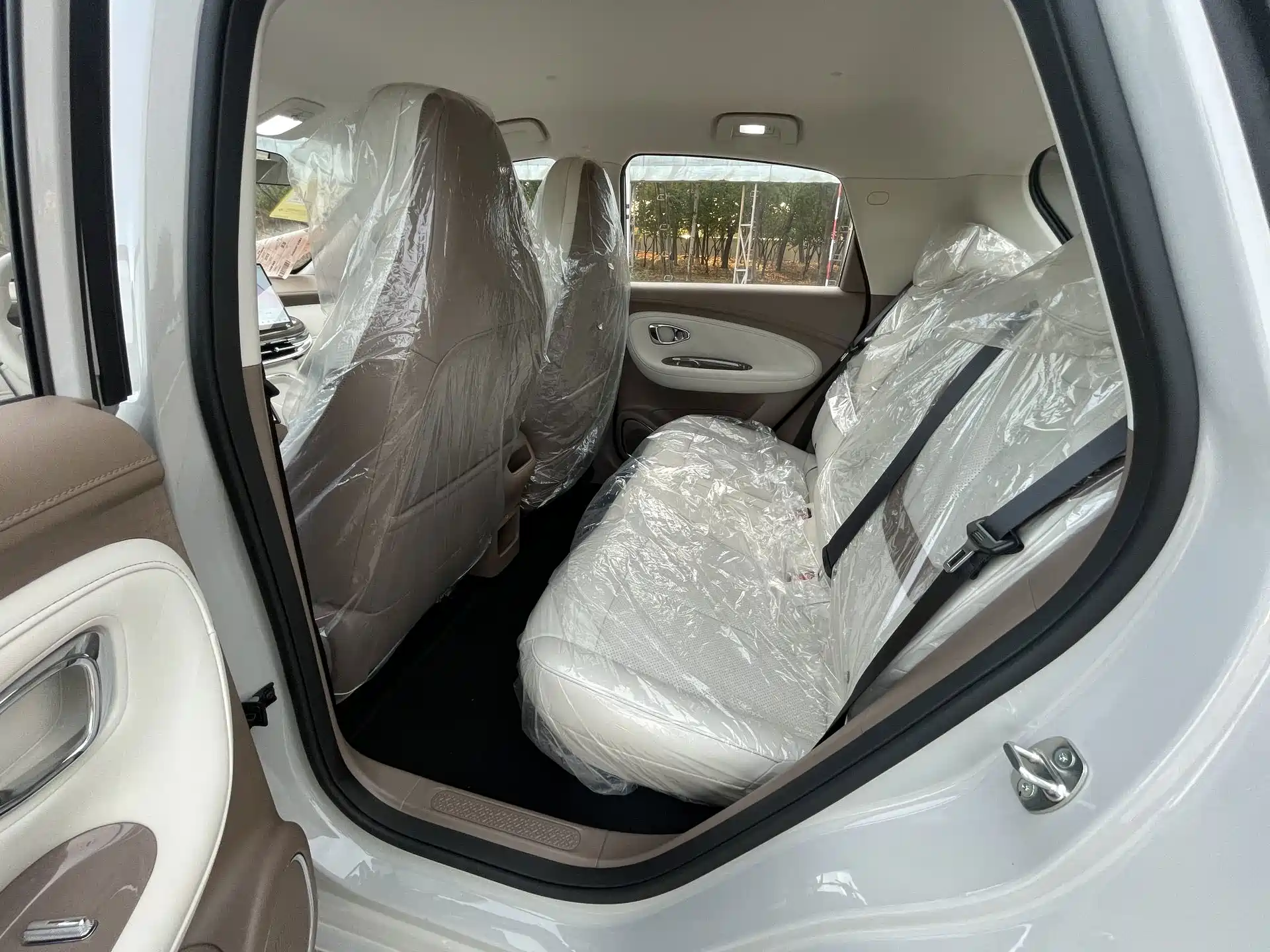 Photo 11 - Wuling Motors Binguo Pro