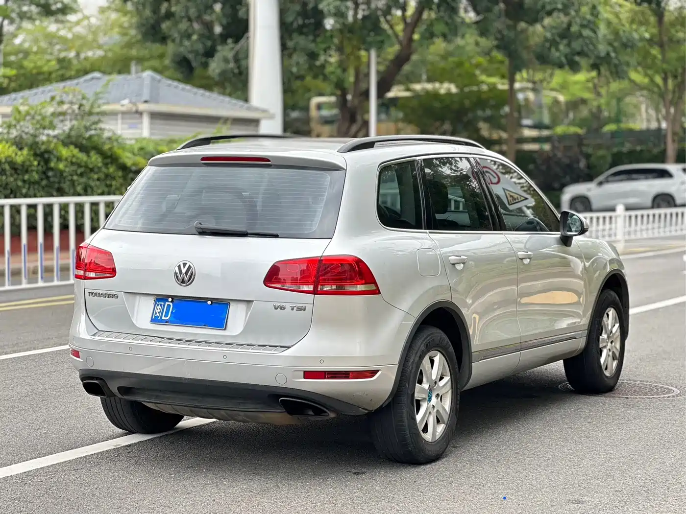 Volkswagen Touareg 2011 3.0TSI Standard фото 4