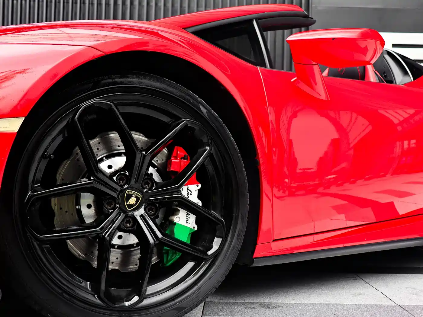 LAMBORGHINI HURACÁN