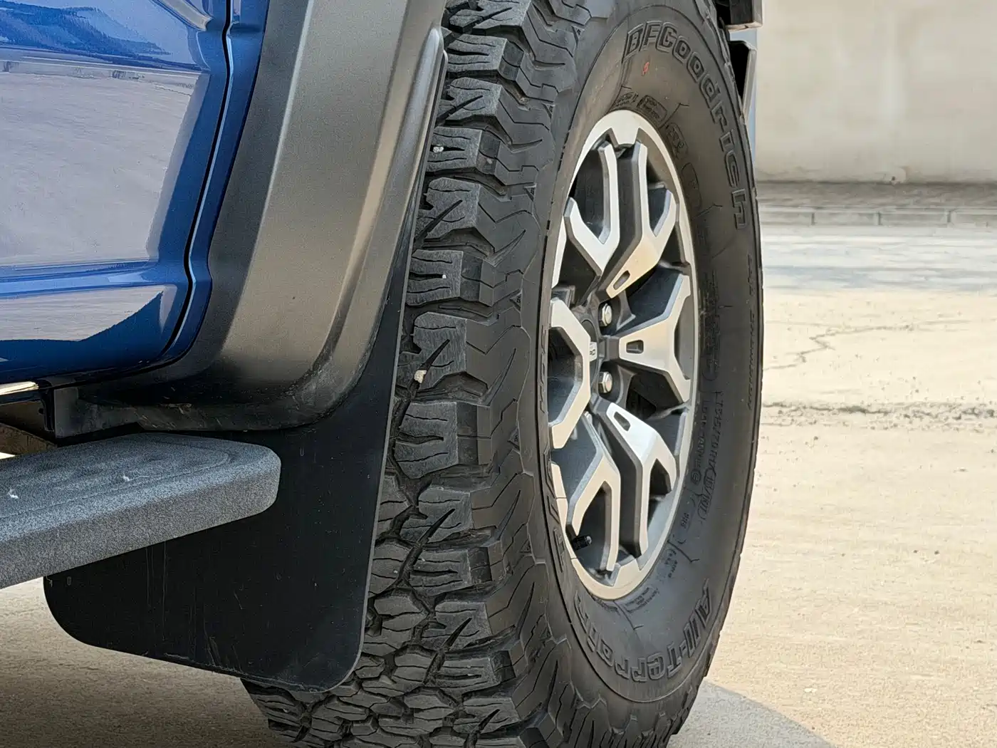 FORD F-150 RAPTOR