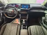 Photo 12 - Peugeot 2008