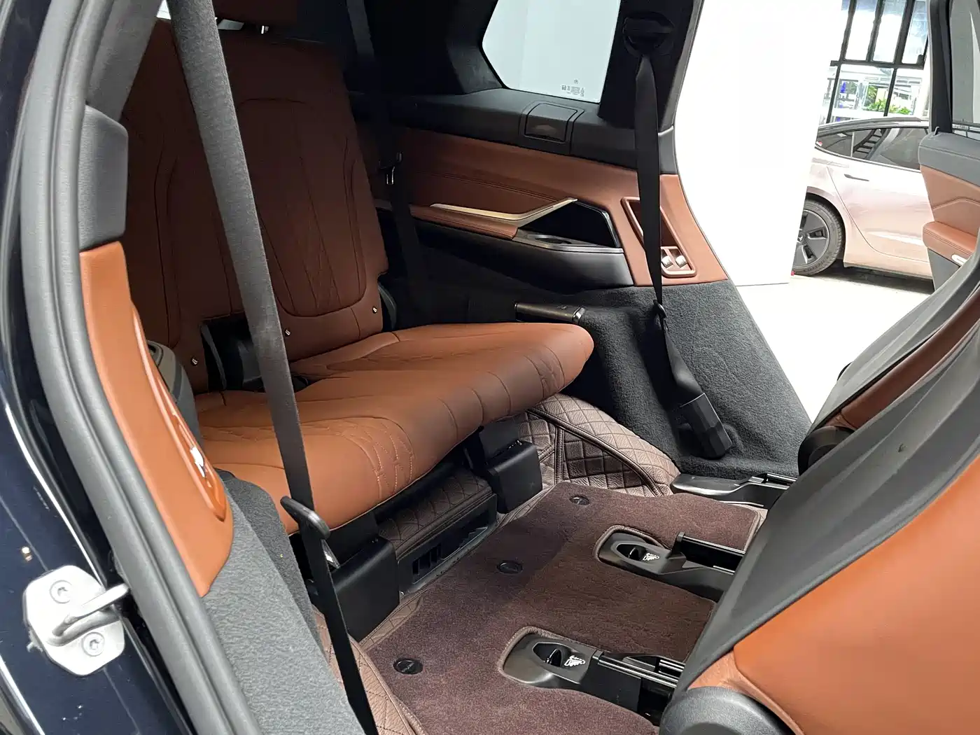 BMW X7 2022 xDrive40i Exclusive M Sport Package фото 13