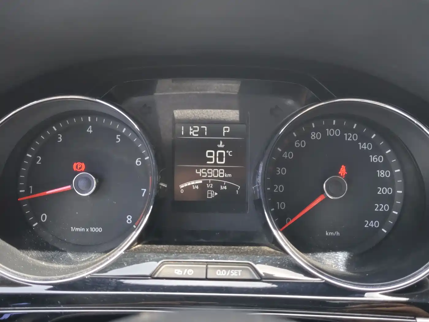 Volkswagen Bora 2014 1.6L Automatic Comfort Edition фото 8
