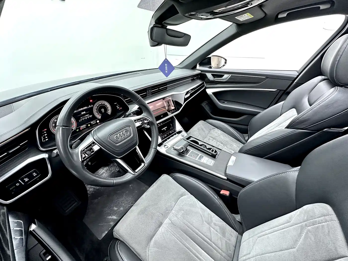 Audi A6L 2024 45 TFSI quattro Premium Dynamic фото 7