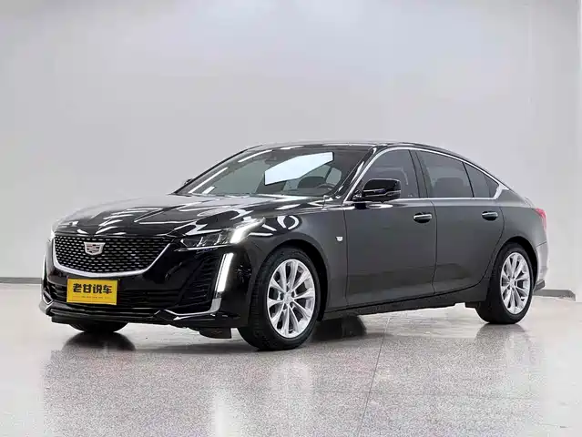 Cadillac CT5 28T, Люкс, Стандарт