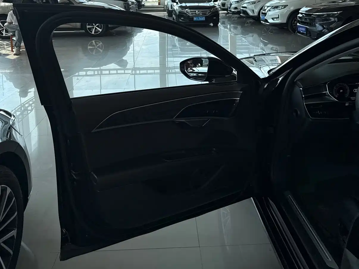 Audi A8 2021 A8L 50 TFSI quattro Luxury фото 8