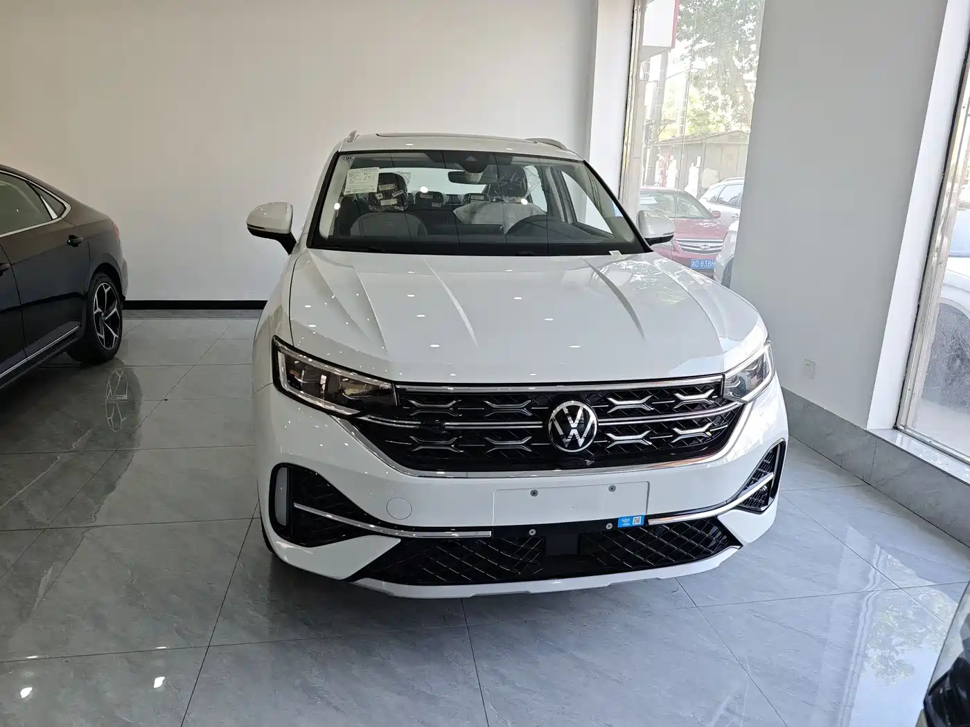 Volkswagen Tayron X 2024 330TSI 2WD Premium High-Performance Edition фото 2