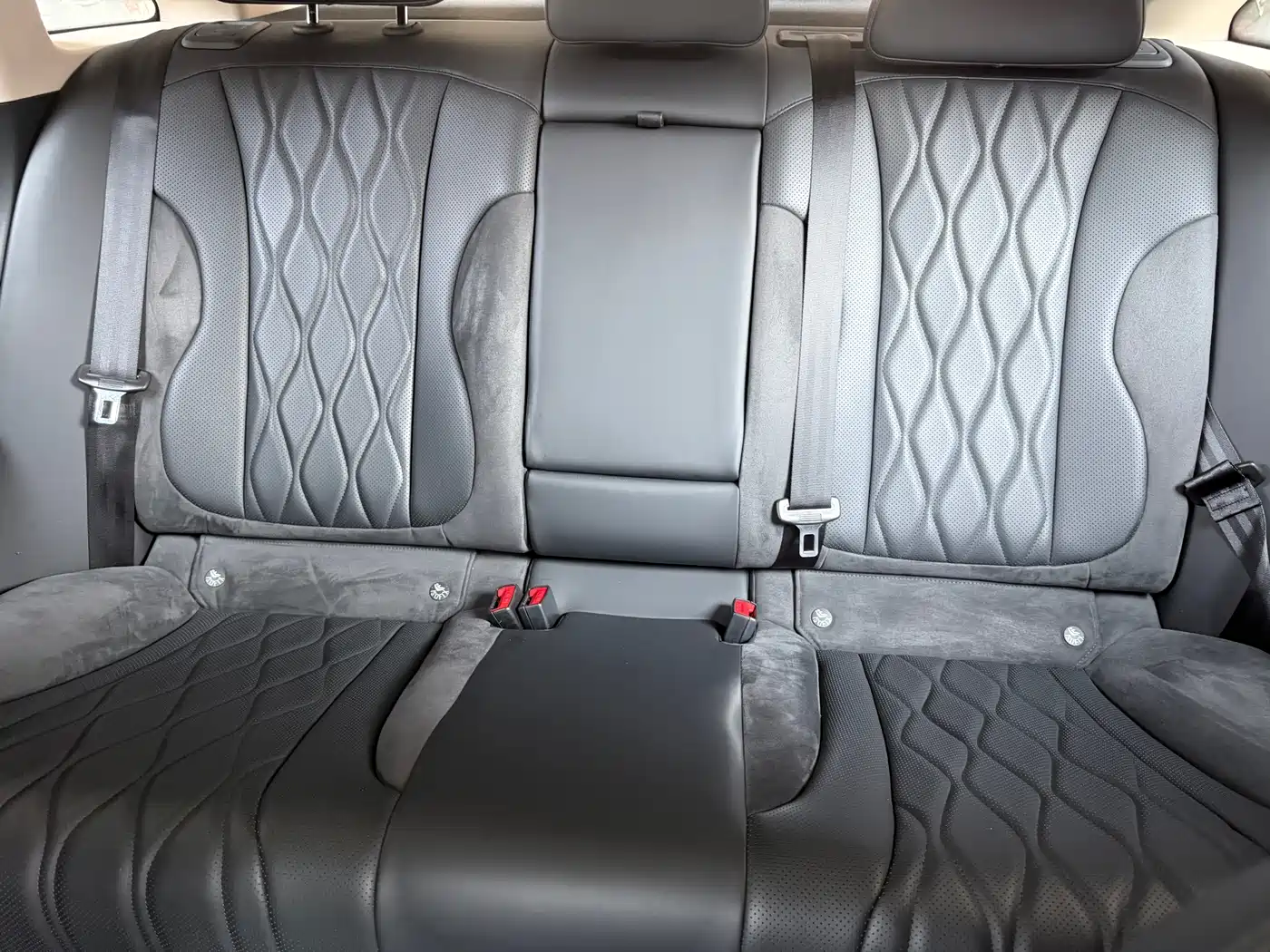Фото 9 - Roewe D7