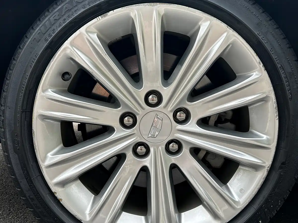 Photo 9 - Cadillac ATS-L