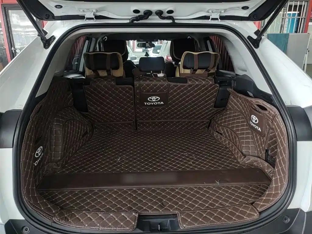 Toyota Wildlander 2022 2.0L CVT FWD Leading Edition фото 19