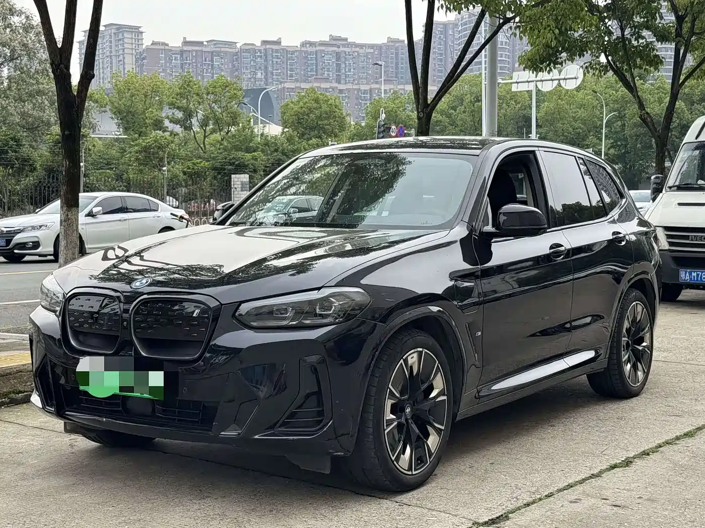 BMW iX3 2023 Pioneer Type
