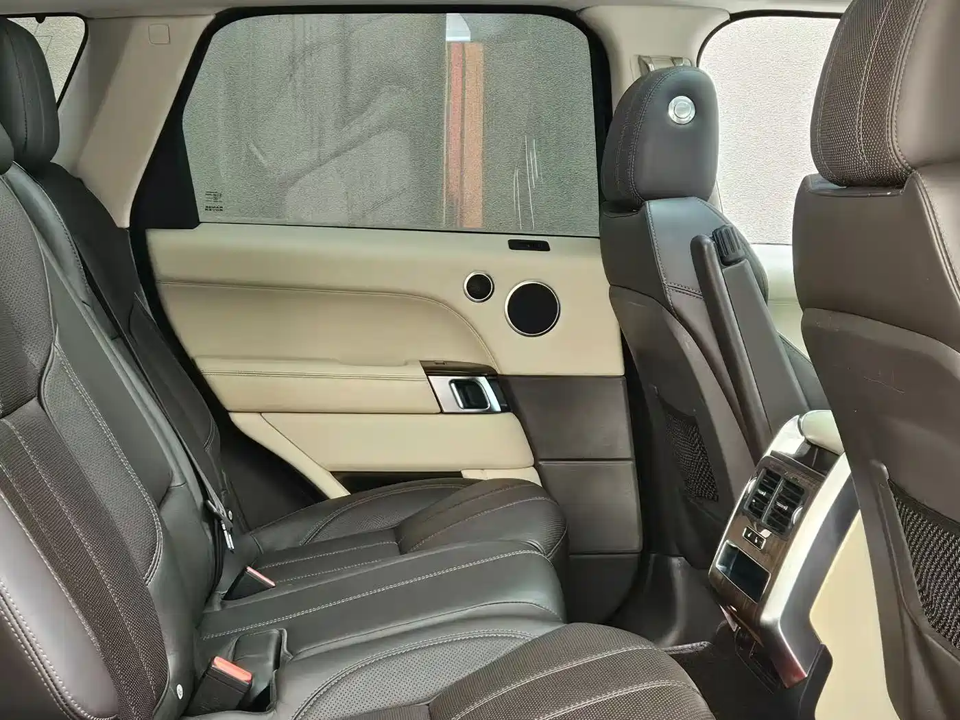 Land Rover Range Rover Sport фото 10