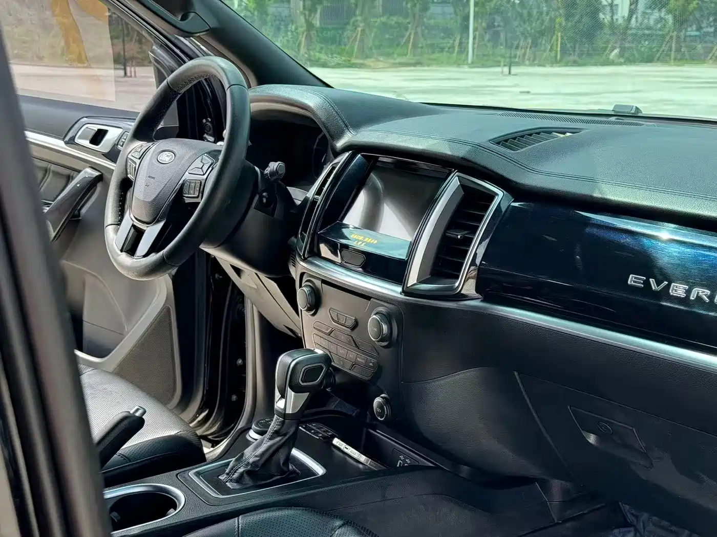 Ford Everest 2020 Sport Edition 2.3T Gasoline Automatic AWD Flagship 7-Seater фото 6