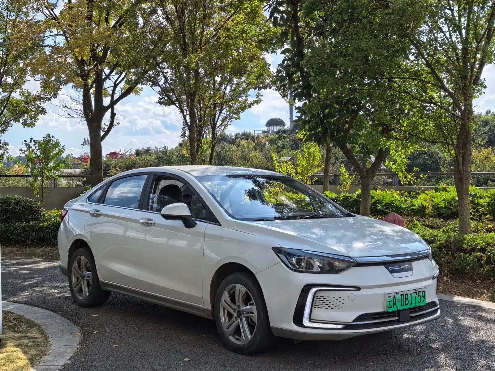 Photo 3 - BAIC Beijing EU5