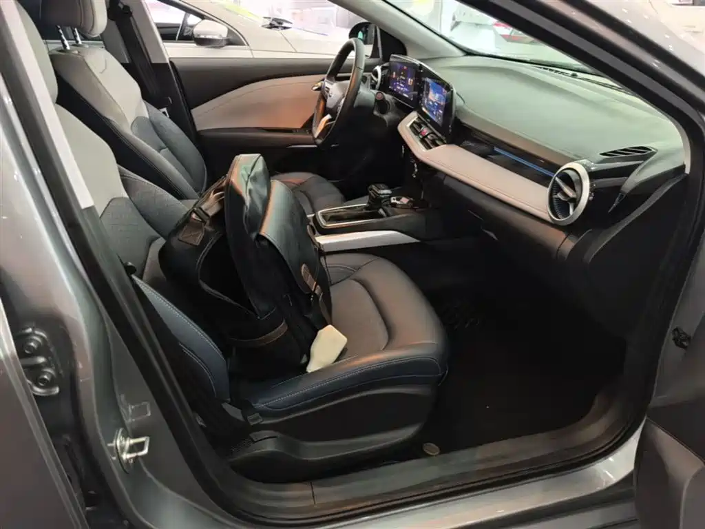 Chevrolet Monza 2024 1.5L Dual-Clutch Delight Edition фото 25
