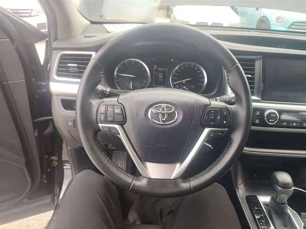 Toyota Highlander 2021 2.0T AWD Premium 7-Seater фото 11