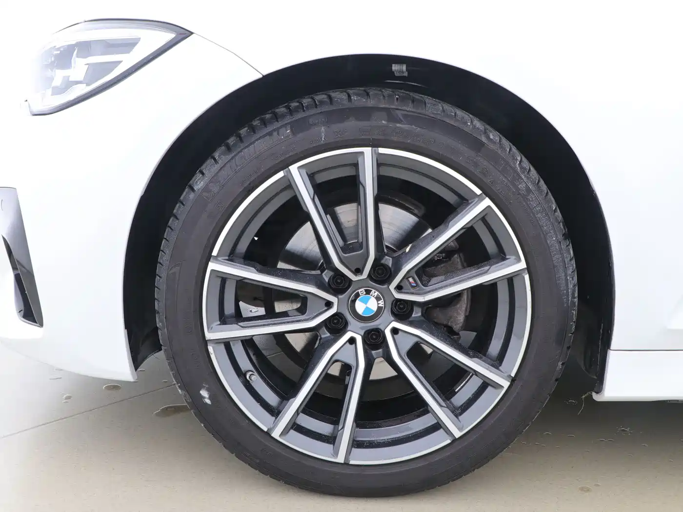 BMW 3 Series 2021 Second Facelift 325Li M Sport Package фото 10