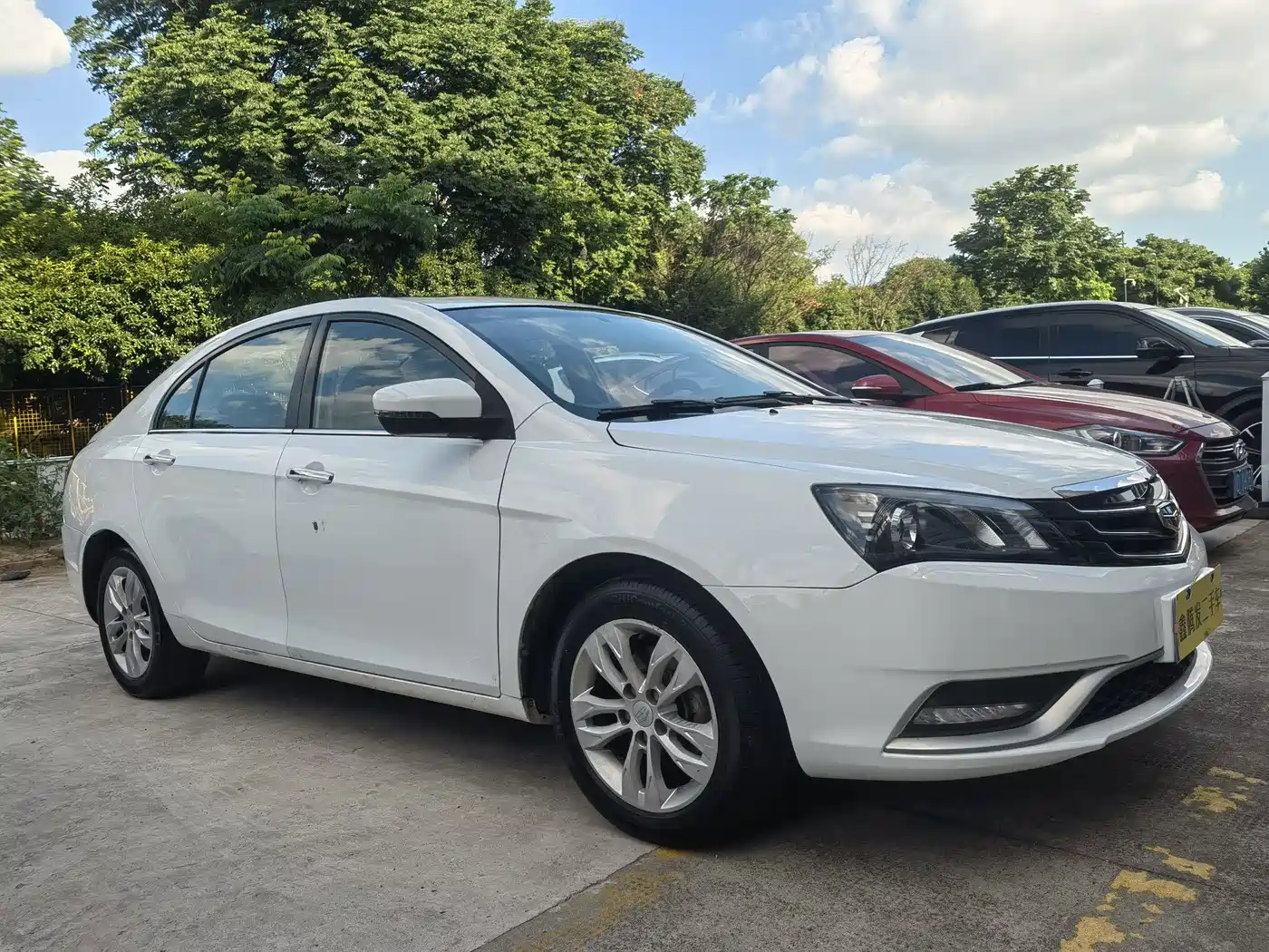 Geely Emgrand 2015 2015 Sedan 1.5L Manual Upward Edition