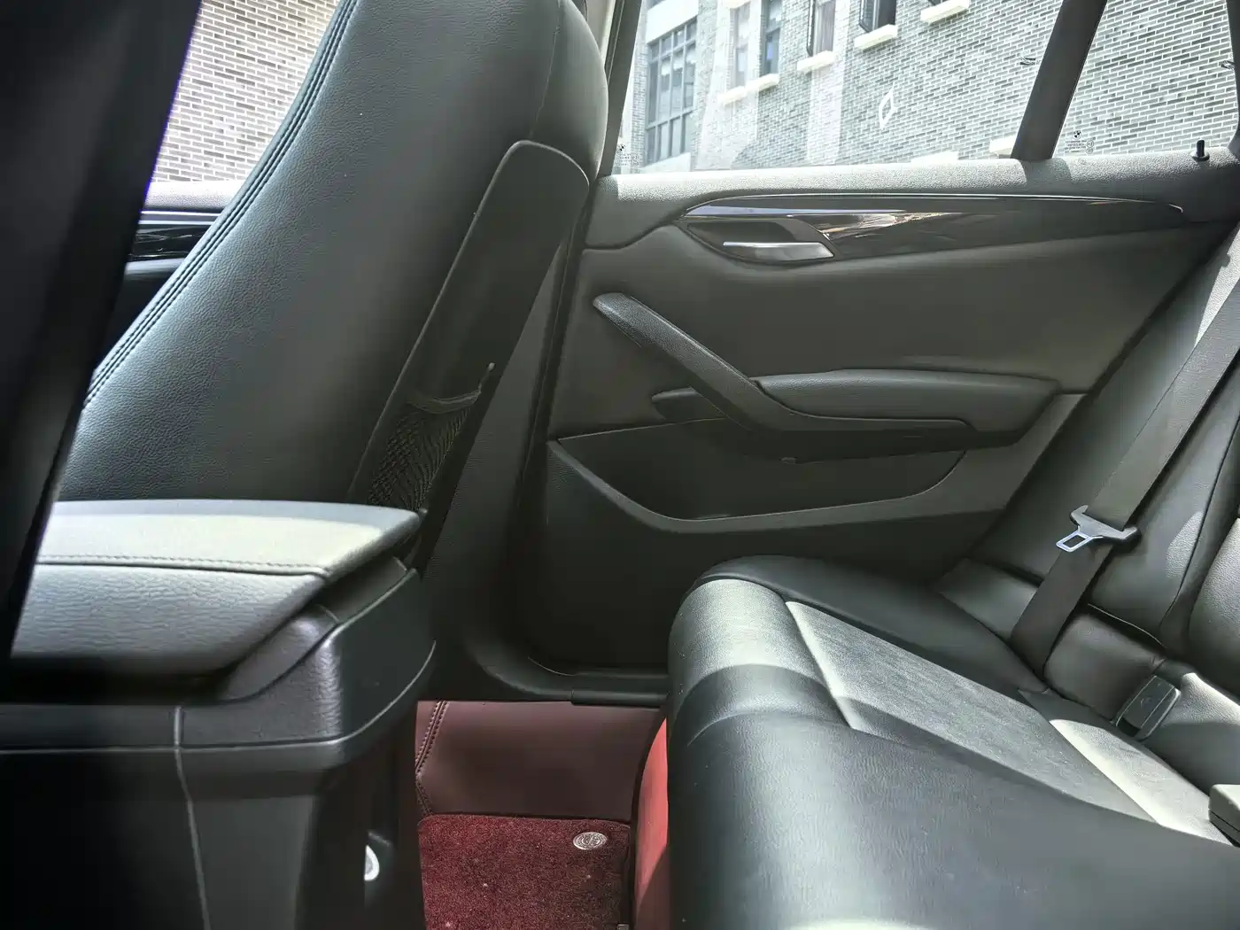Фото 22 - BMW X1