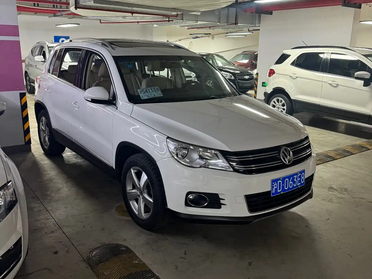 Volkswagen Tiguan 2012 1.8TSI Automatic 4WD Trend Edition фото 3