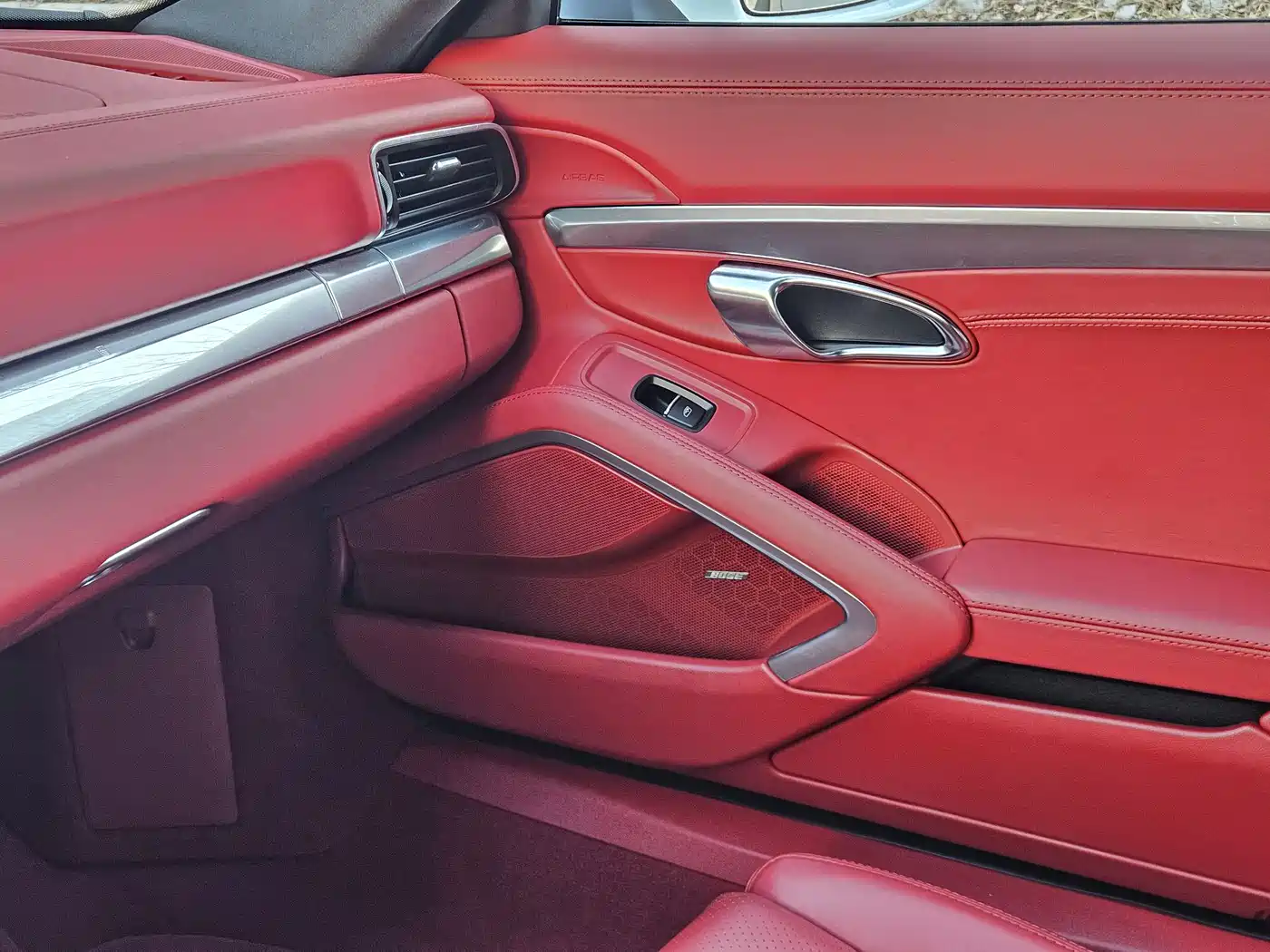 Porsche 911 2012 Carrera S 3.8L фото 13