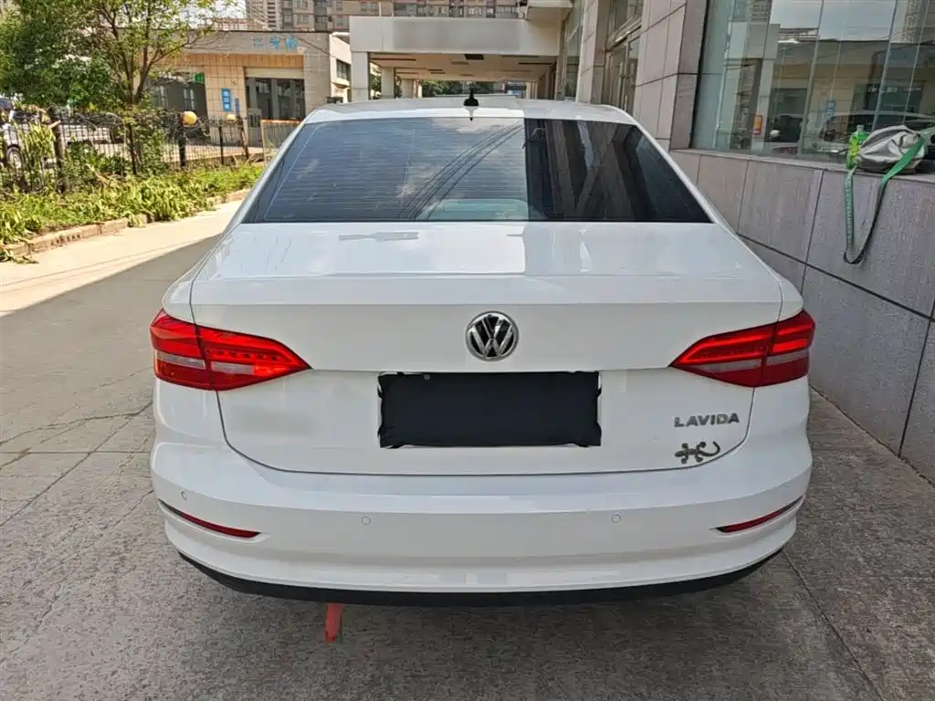 Volkswagen Lavida 2019 1.5L Automatic Trend Edition China VI фото 6
