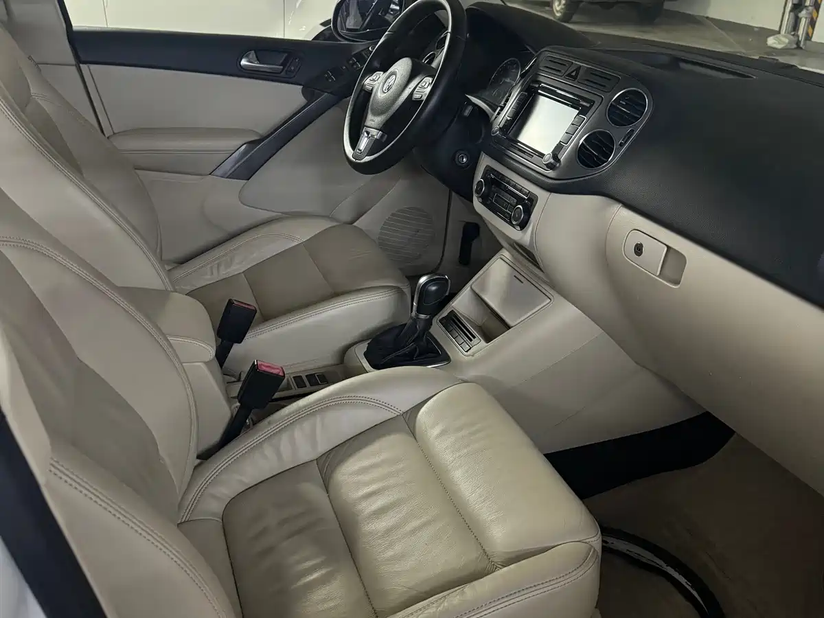 Volkswagen Tiguan 2012 1.8TSI Automatic 4WD Trend Edition фото 9