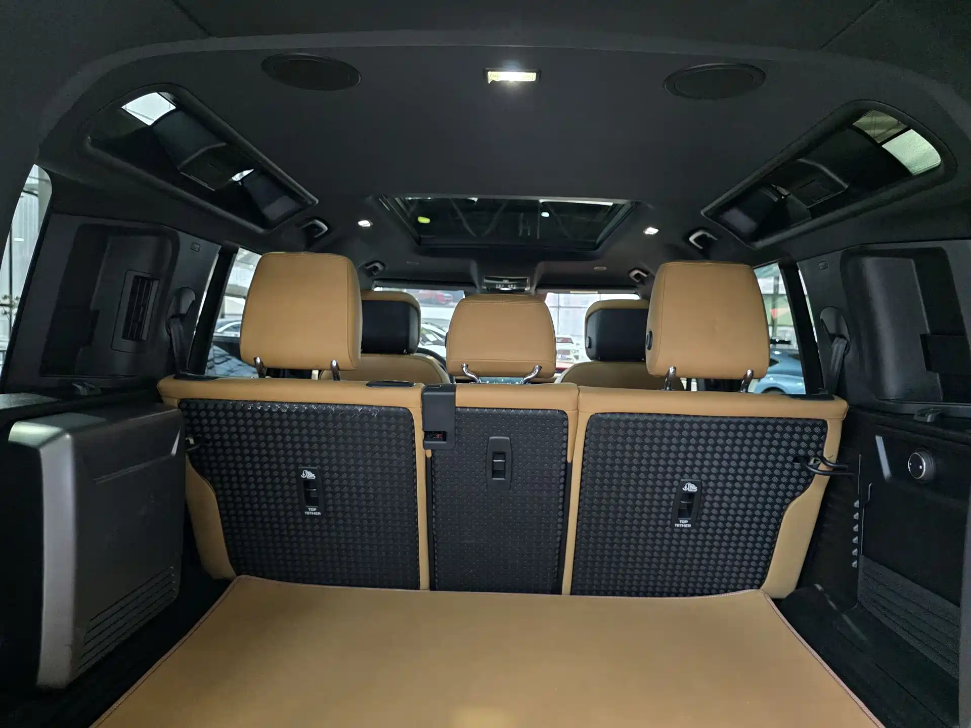 صورة 22 - Land Rover Defender