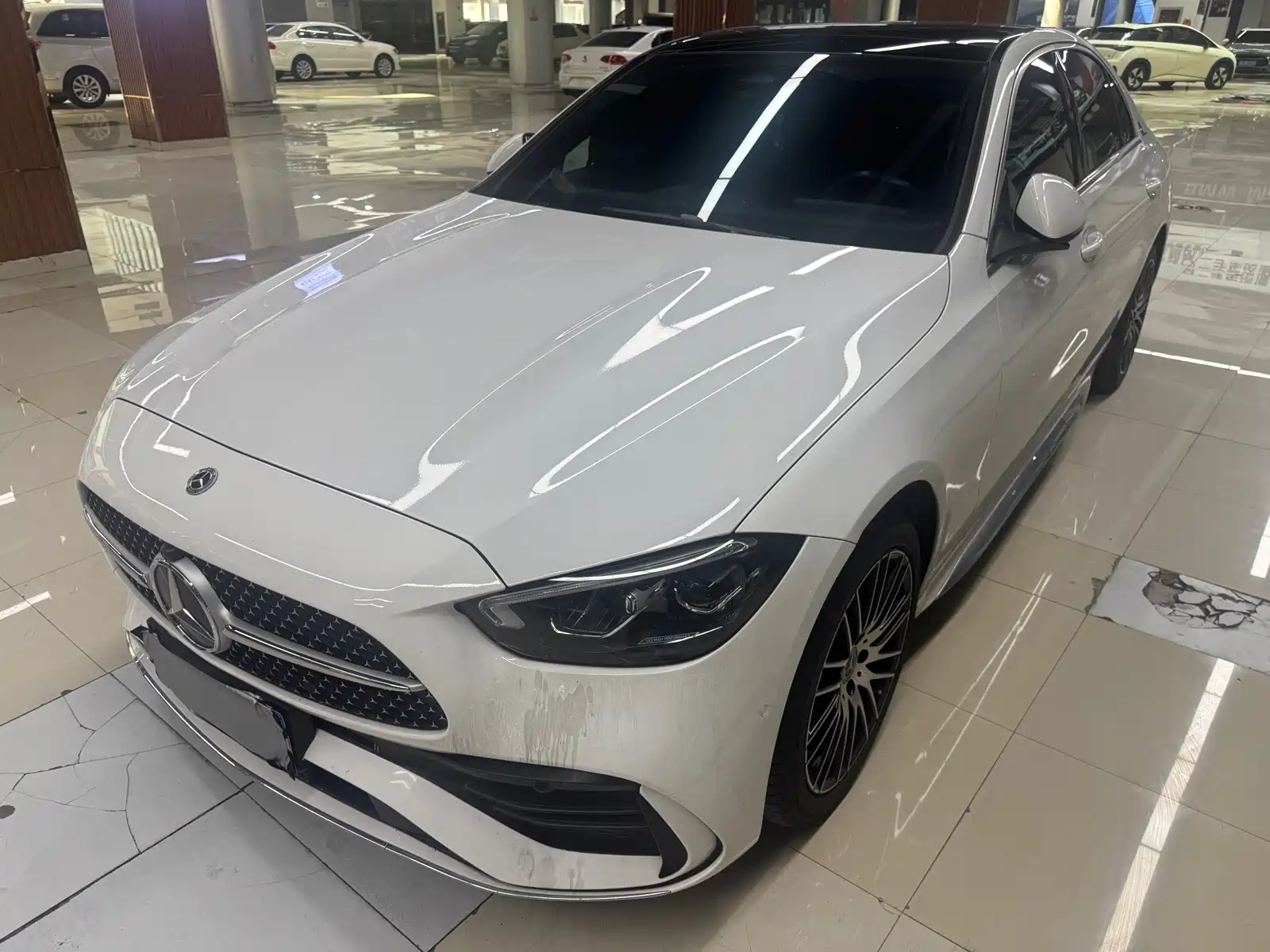Фото 1 - Mercedes-Benz C-Class