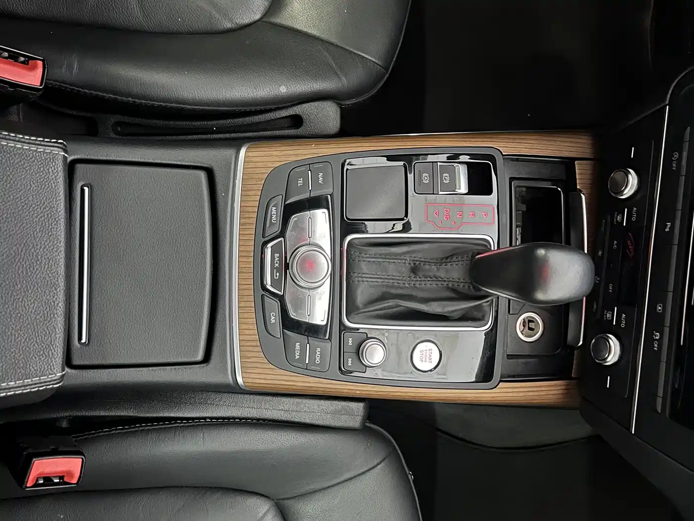 Audi A6L 2018 30th Anniversary 30 FSI Style фото 6