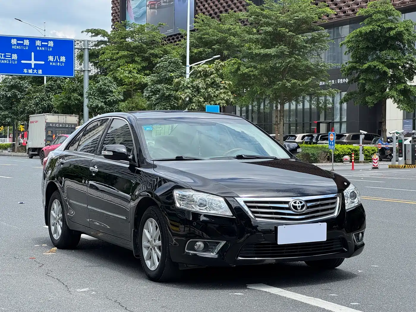 Toyota Camry 2011 240G Classic Anniversary Edition фото 3