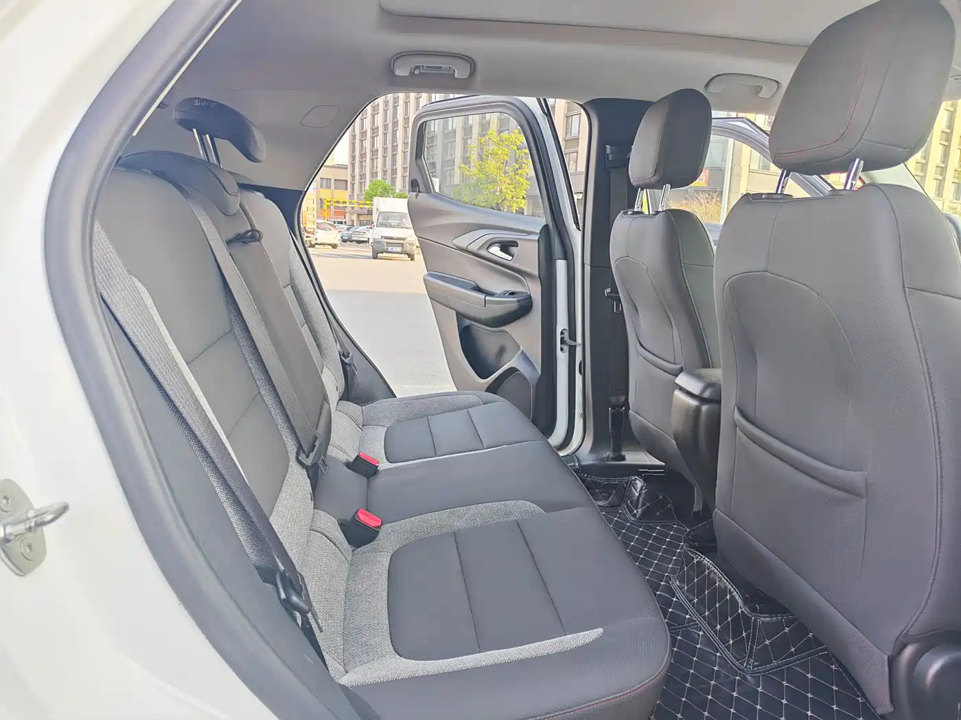 Chevrolet Trailblazer 2019 435T Redline CVT FWD Sport Edition (China VI) фото 9