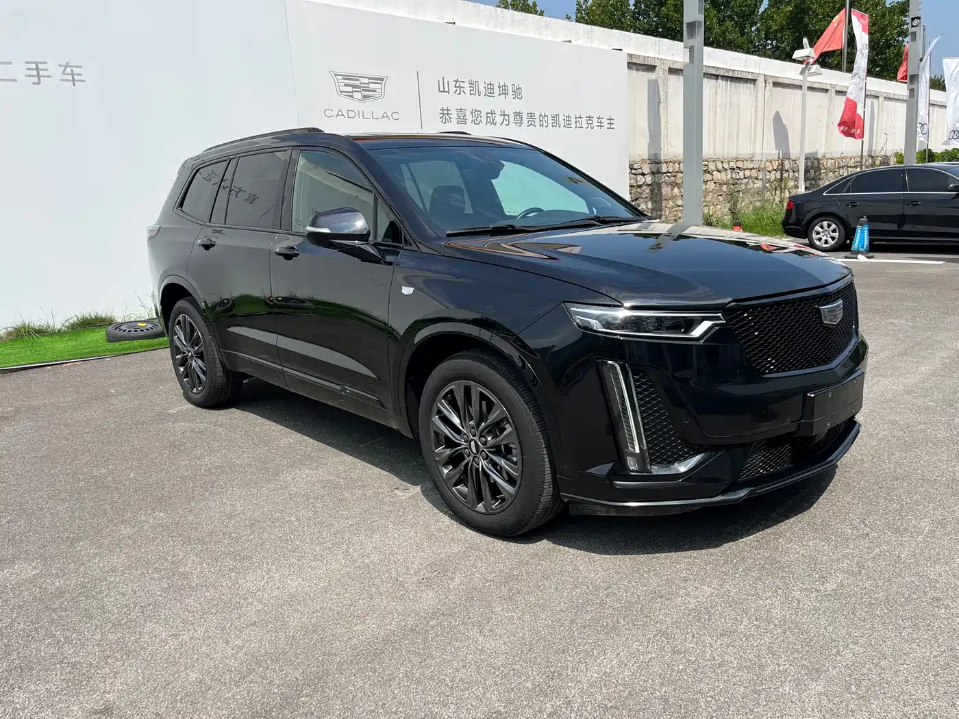 Cadillac XT6 2024 2025 2.0T 6-Seater AWD Executive Black Label Edition