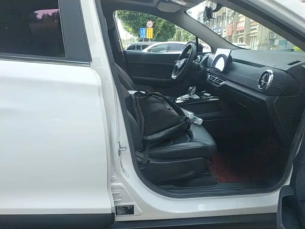 BYD Yuan New Energy 2020 2019 EV360 Smart Connect Edition