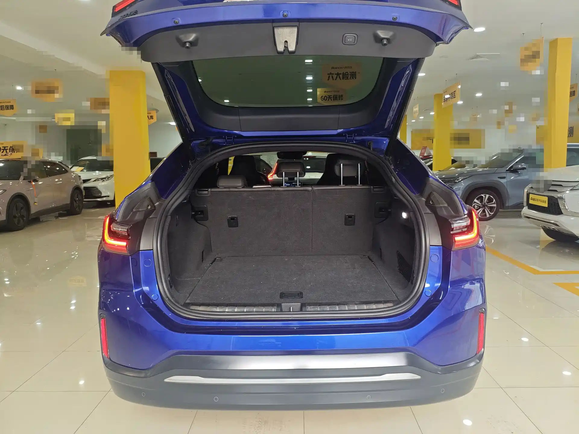 Фото 4 - NIO EC6