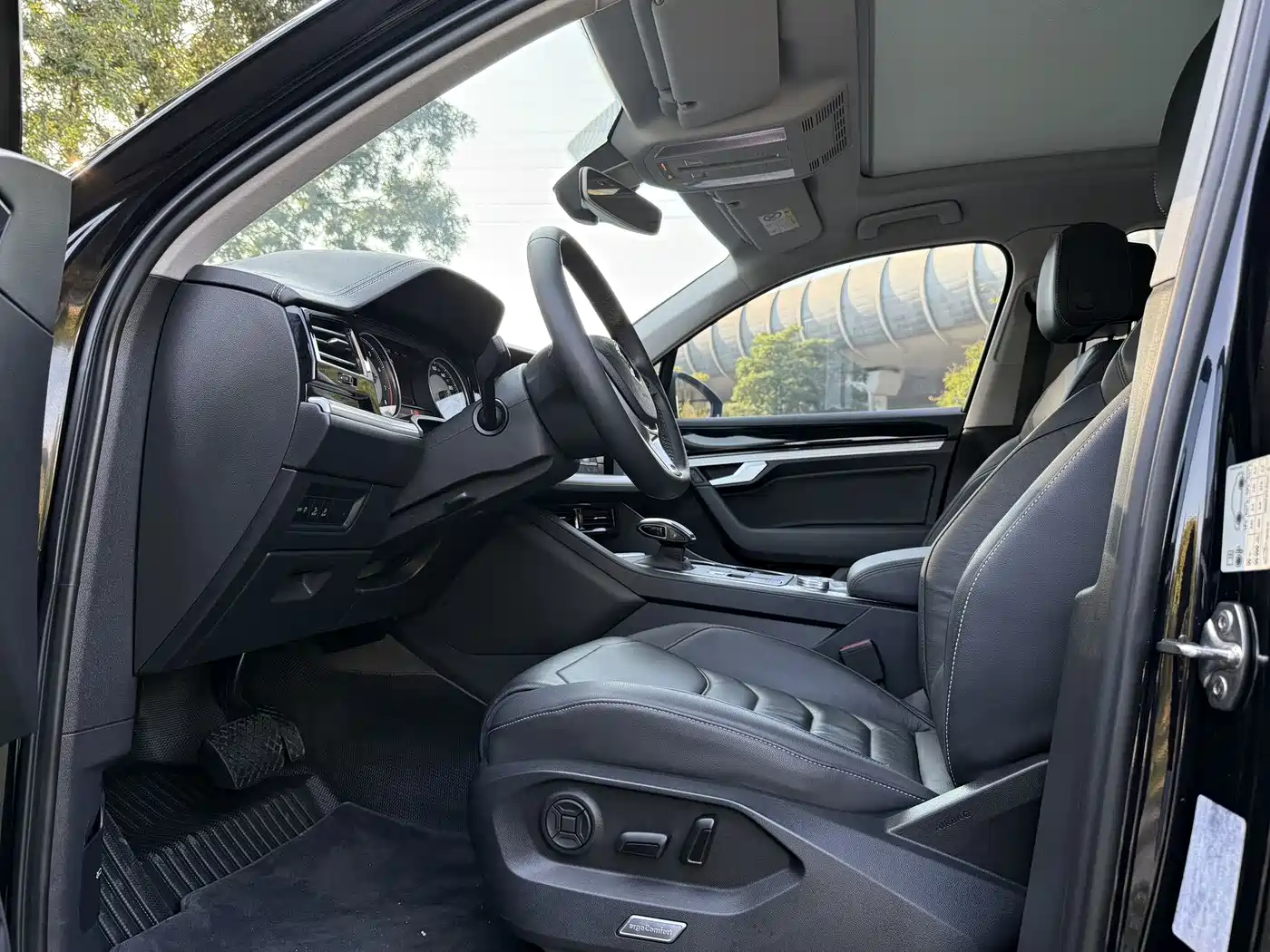 Volkswagen Touareg 2020 2019 2.0TSI Pilot Edition China VI
