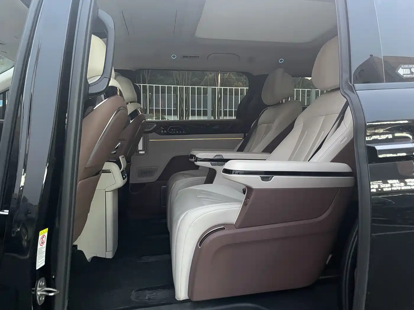 BYD Xia 2025 2025 DM-i 1.5T 180km Excellence