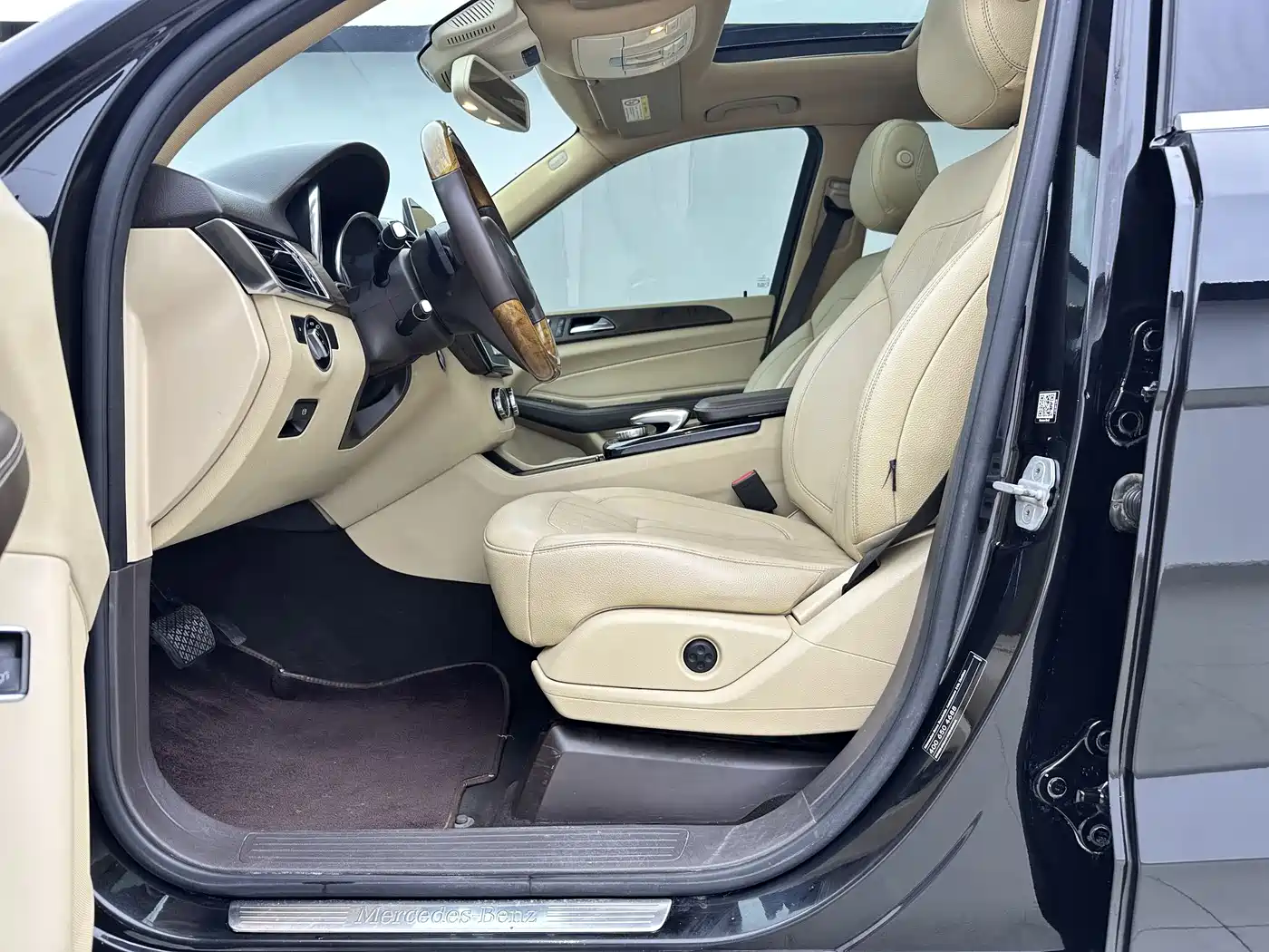 Mercedes-Benz GLE 2015 GLE 400 4MATIC фото 9