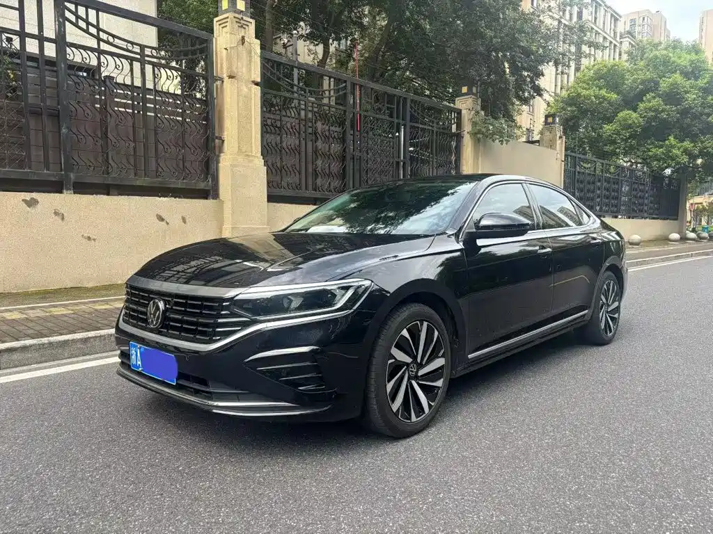 Volkswagen Passat 2023 Facelift 330TSI Elite Edition