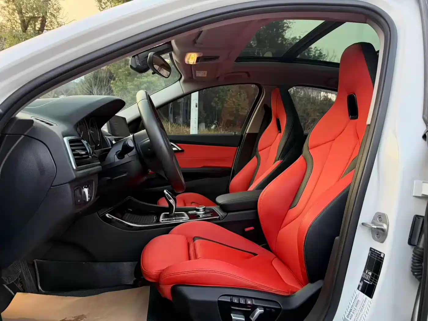 BMW 1 Series 2021 Facelift 125i M Sport Shadow Edition фото 6