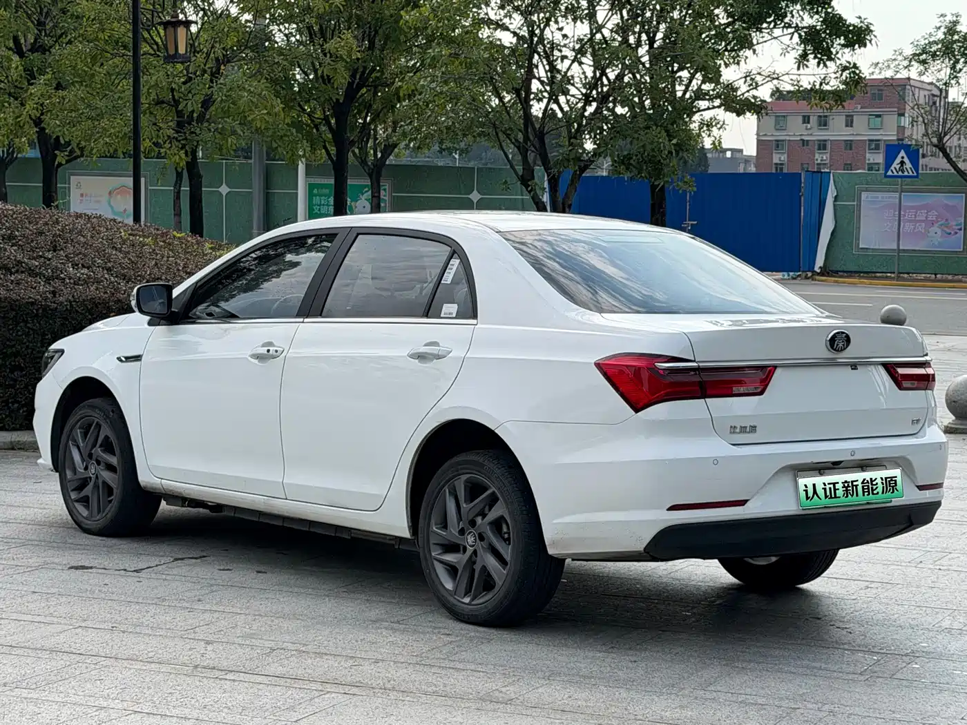 BYD Qin New Energy 2021 2019 Long Range Luxury Edition