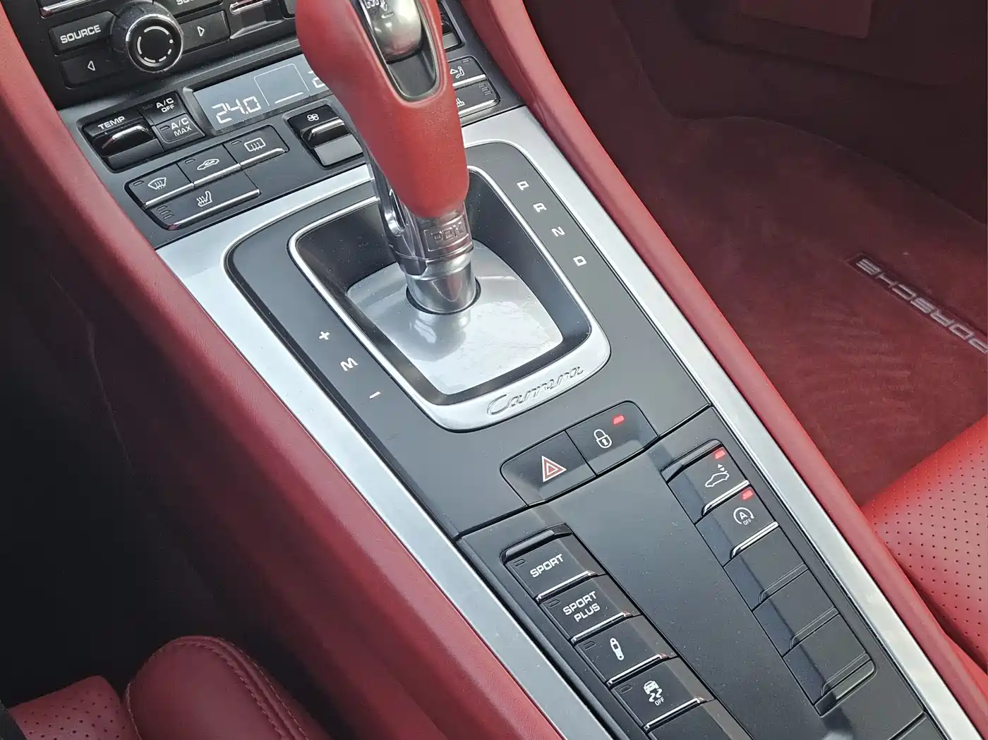 Porsche 911 2012 Carrera S 3.8L фото 14