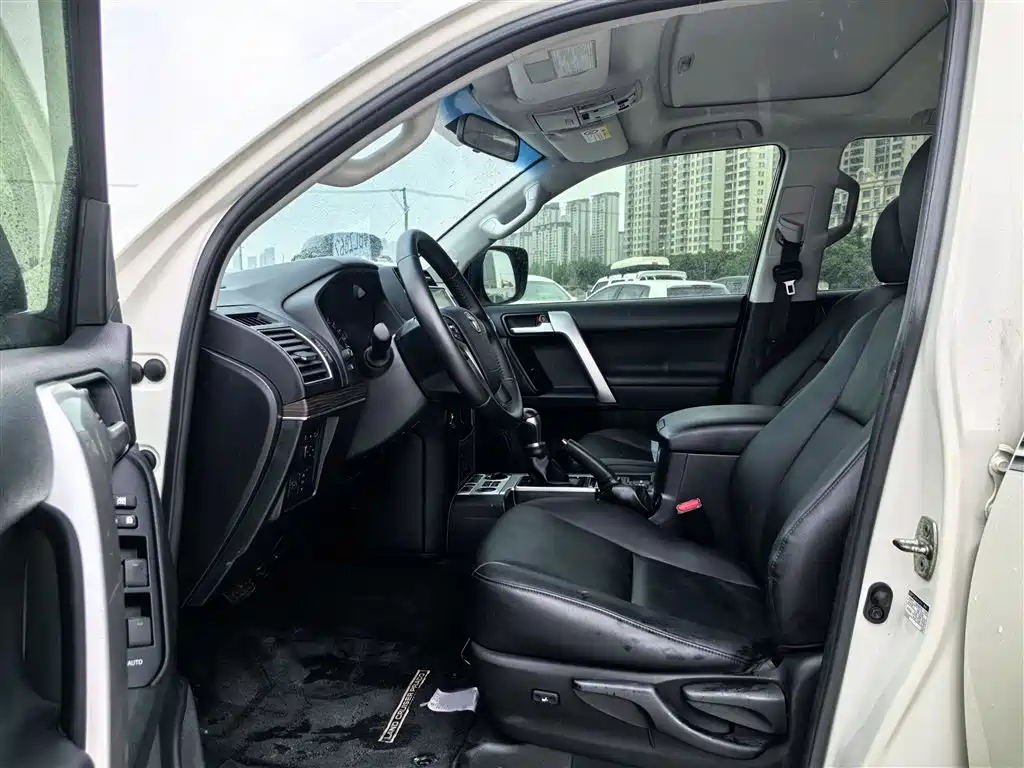 Toyota Prado 2018 3.5L Auto TX фото 18
