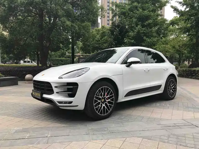 Porsche Macan 2017 Macan Turbo 3.6T