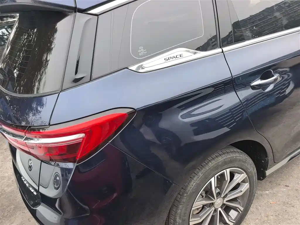 BYD Song MAX 2021 Upgrade 1.5T Automatic Luxury Edition 7-Seater фото 5