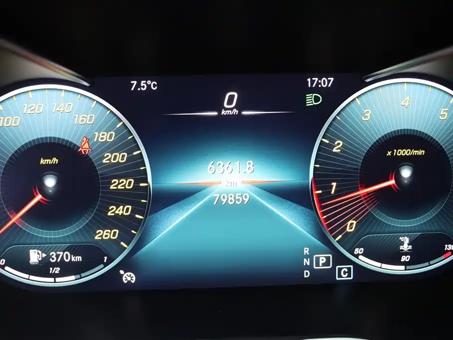 Mercedes-Benz GLC 2021 GLC 260 L 4MATIC Sporty фото 8